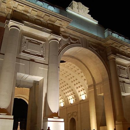 Het Houten Paard Ypres Esterno foto